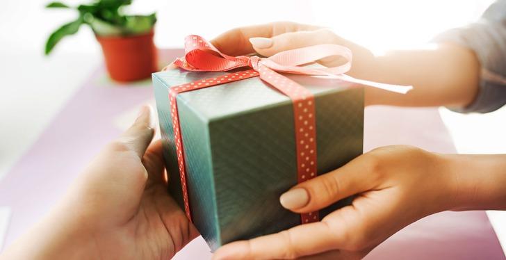 Bir arkadaşının doğum günü yaklaşıyor, ona ne hediye alırsın?