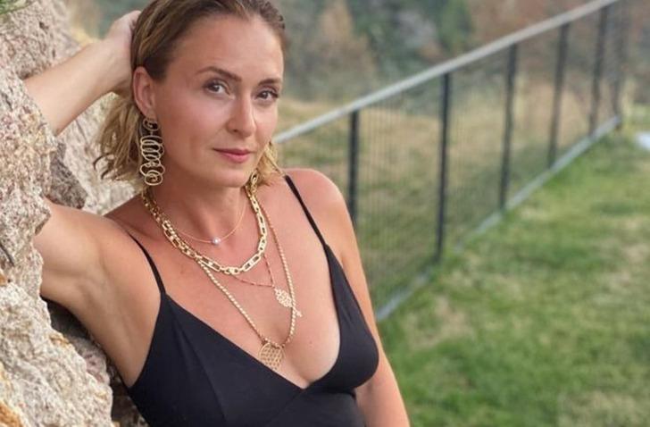 Ceyda D&uuml;venci 'regl' eleştirilerine yanıt verdi! Duyanlar "Keşke artık sussa" dedi