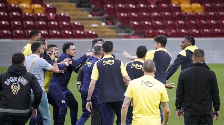 SON DAKİKA: İstanbul Valiliği'nden Galatasaray-Fenerbahçe derbisi için açıklama! "5 şahıs hakkında adli işlem başlatıldı"