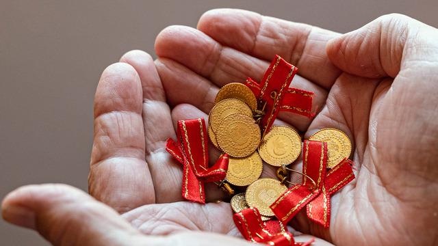 O belediyeden yeni doğum yapan annelere destek! Çeyrek altın değerinde! Başvuru şartları belli oldu