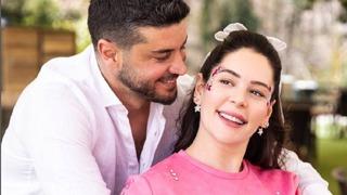 Berk Oktay ile Yıldız Çağrı Atiksoy'un kızları dünyaya geldi! Bakın ismini ne koydular