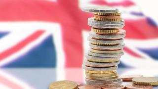 IMF: İngiliz ekonomisi yumuşak inişe yaklaşıyor
