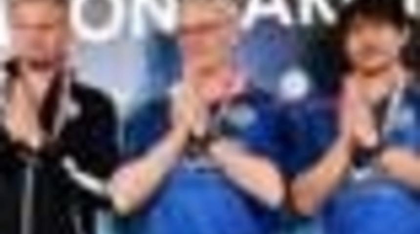 Leicester City, şampiyonluğu Tayland'da kutluyor