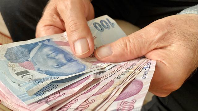 Milyonların beklediği açıklama! En düşük emekli maaşında son dakika gelişmesi: AK Parti tarih verdi