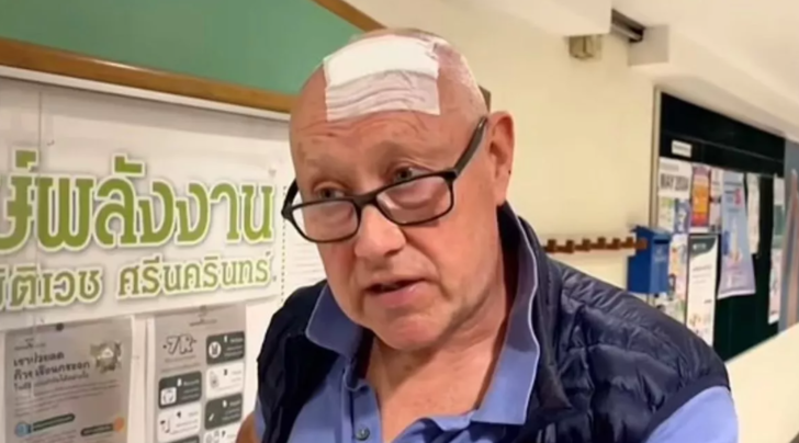 Şiddetli türbülans nedeniyle onlarca kişinin yaralandığı bir kişinin öldüğü Singapur uçağının yolcuları o anları anlattı... "Nereye baksanız başka bir yaralanma vardı" G4