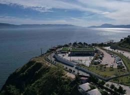 Belediye Başkanı, "Konteynere veya bir çadıra bile taşınabilirim" dedi, deniz manzaralı belediye binası satışa çıkarıldı! 