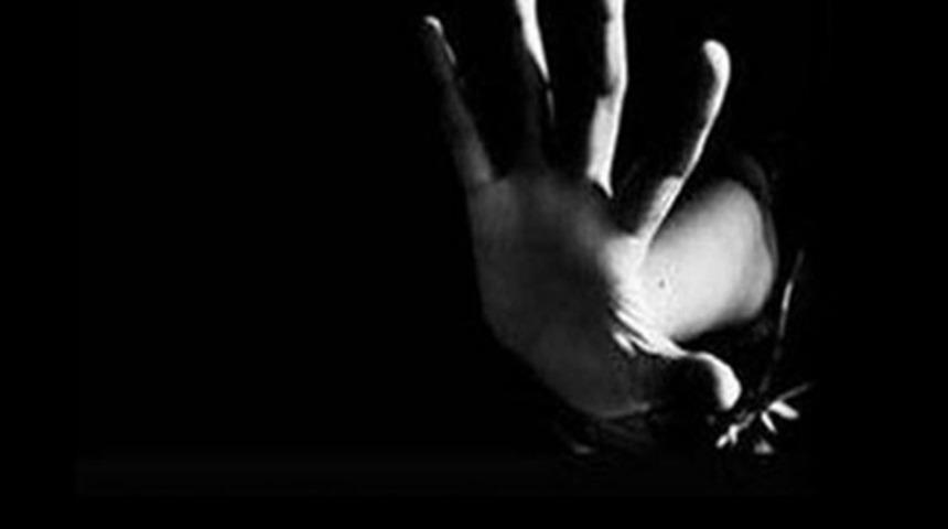 &Ouml;zel okulda &ouml;ğrencilere skandal cinsel istismar iddiası! İranlı &ouml;ğretmen g&ouml;zaltına alındı