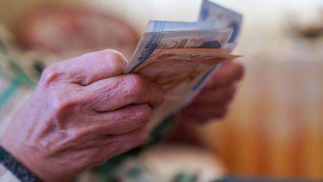 Belediye Başkanı duyurdu! O ilçede emeklilere 5 bin TL ikramiye! 