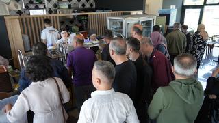 Fahiş fiyat değil bu kez indirim! 3 çeşit yemeğin fiyatı şaşırttı! Restoranın önünde kuyruk oluştu