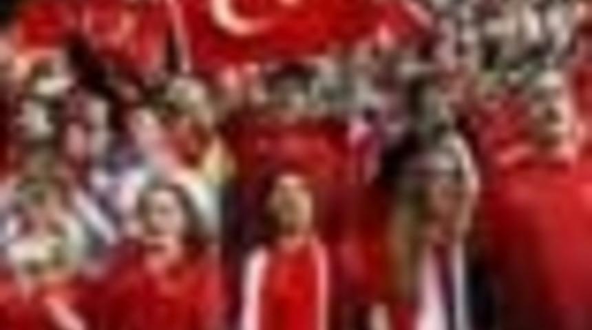Daily Telegraph: TürkiyeHırvatistan maçında terör saldırısından korkuluyor
