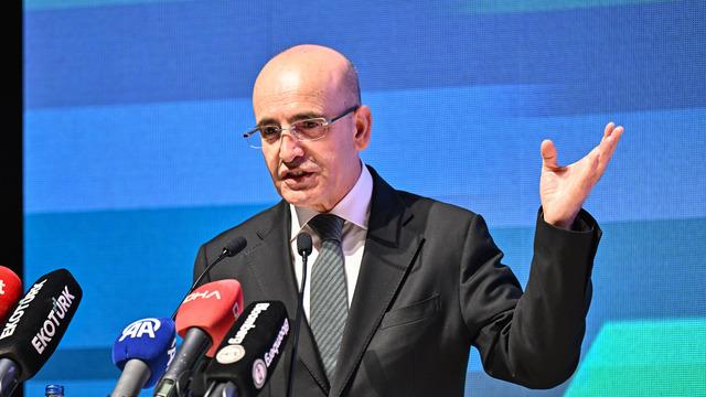 Bakan Şimşek 'Riskler azalıyor' diyerek duyurdu: Finansal piyasalarda normalleşme sürüyor