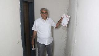 Muhtarın satın aldığı dairenin kapısına duvar ördüler! Müteahhidin saldırısına uğradı 'Değeri 500 bin TL'yken 110 bin TL'ye aldı' Arbedede tapu senedi de parçalandı