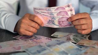 KKM hesaplarından çıkış sürüyor