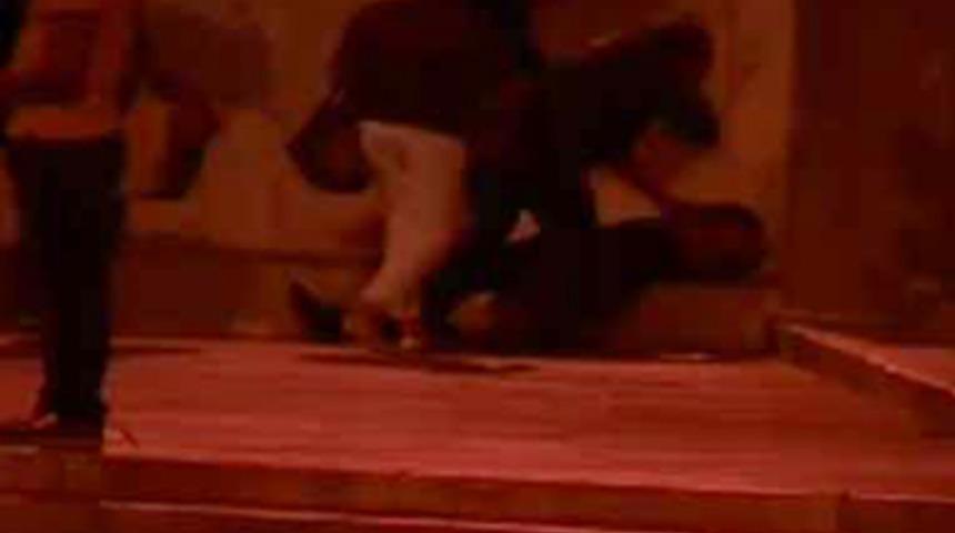 Bu da kadın tokadı