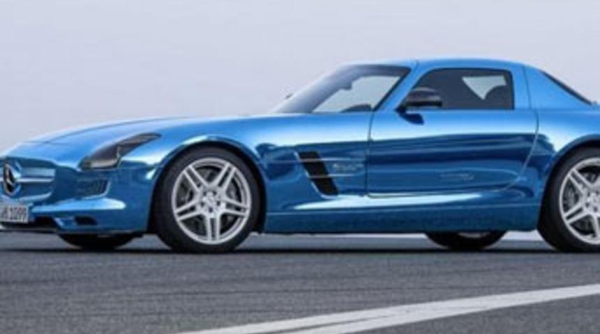 Mercedes&rsquo;in elektrikli canavarı &ccedil;ıkıyor