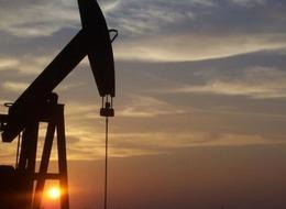 Nisan'dan bu yana tepetaklak... Petrol düşüşünü sürdürüyor!