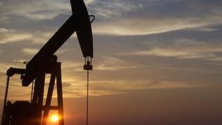 Nisan'dan bu yana tepetaklak... Petrol düşüşünü sürdürüyor!