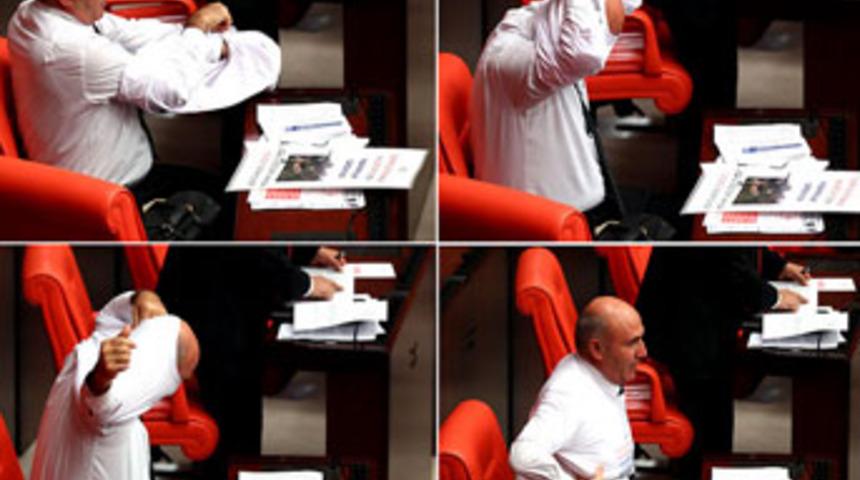 CHP'lilerden tiş&ouml;rtl&uuml; eylem