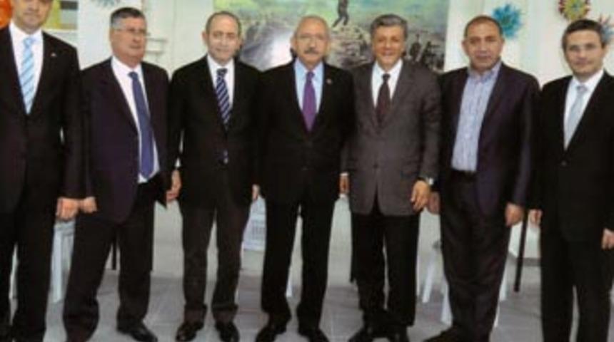 CHP'den Balbay'lı fotoğraflar