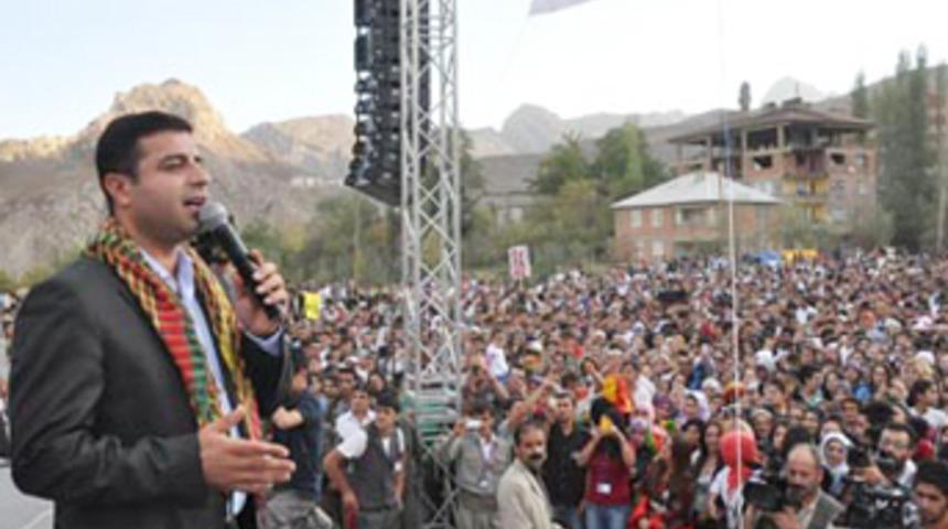 Müzakere için 3 muhatap var