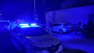 Çocuklar okuldan alınmayınca korkunç olay ortaya çıktı! Eşini pompalı tüfekle vurup intihar etti