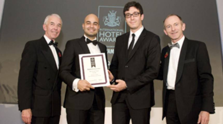 T&uuml;rkiye&rsquo;nin en iyi k&uuml;&ccedil;&uuml;k oteli Tomtom Suites