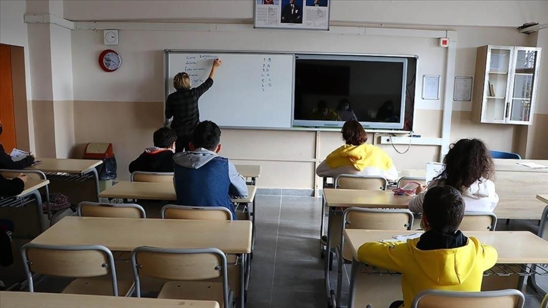 Milli Eğitim Bakanı Yusuf Tekin açıkladı: LGS iptal edilecek mi? Serbest kıyafet uygulaması neden kalktı? Mülakat kalkacak mı? LGS’de soru sızdırma iddiaları...  6
