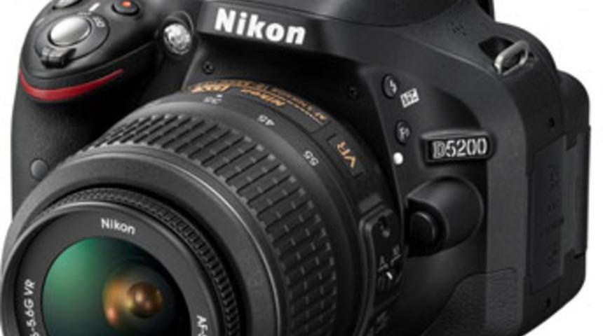 Nikon D5200 tanıtıldı!