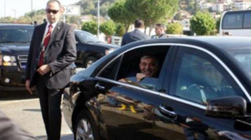 Gül, İstanbul'a kara yoluyla geldi