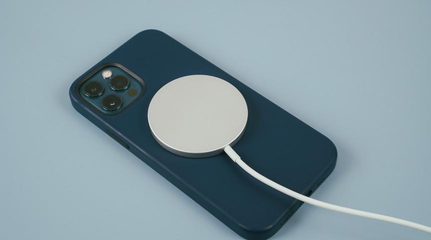 MagSafe nedir, ne işe yarar? Hangi telefonlarda MagSafe var?