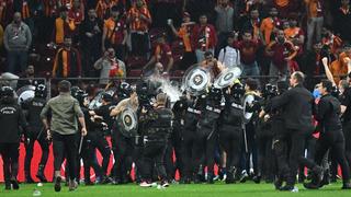 Galatasaray'dan Fenerbahçe maçında yaşananlarla ilgili başvuru! 4 futbolcunun ceza alması isteniyor...