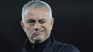 Beşiktaş ve Fenerbahçe'nin ilgilendiği Jose Mourinho'dan geleceğiyle ilgili açıklama! ''Seve seve kabul ederim''