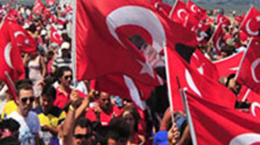 AKP İzmirliler'i b&ouml;yle ikna edecek!