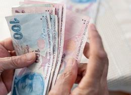 Emekli bayram ikramiyesine zam var mı? Ödeme takvimi belli oldu, son açıklama emeklileri üzecek…