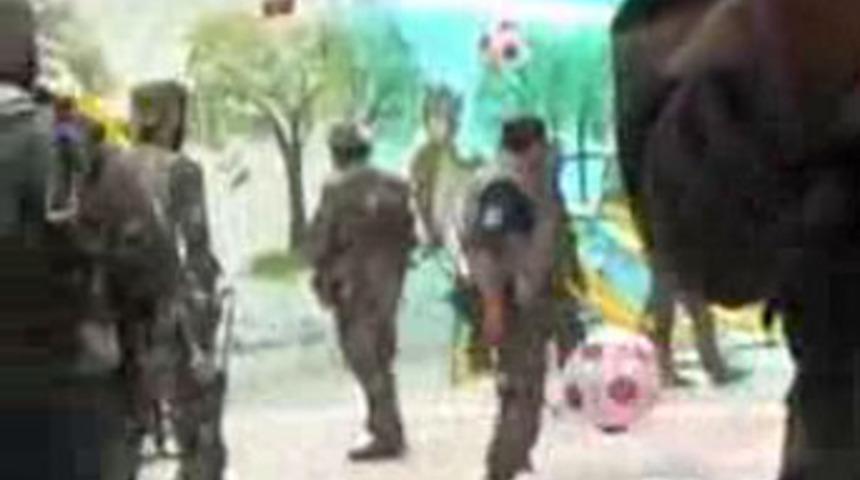 Esad askerleri anaokulunda