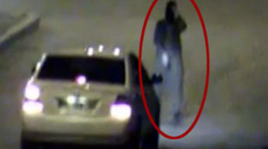 Şok görüntü! PKK'lılar böyle yol kesiyor