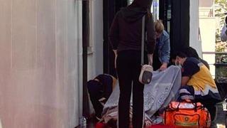 Kaldığı otelin girişinde doğum yaptı! Bebeğe, ilk müdahaleyi yapan kadın polisin ismini verecekler