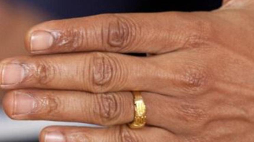 Obama'nın alyansında ne yazıyor?