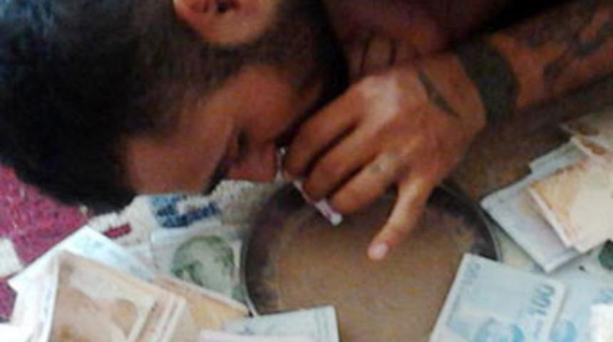 Bu fotoğrafı paylaştı yakalandı