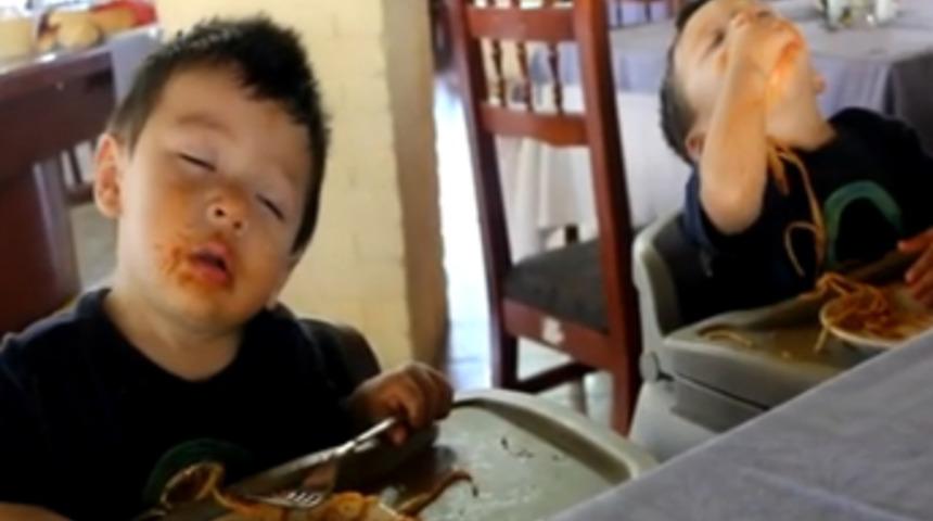 Spagettiye yenik düştüler