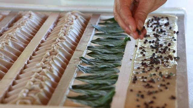 7 yıl önce hobi olarak başladı şimdi aile bütçesine katkı sağlıyor! Ürünleri egzama, sedef ve mantara şifa oluyor