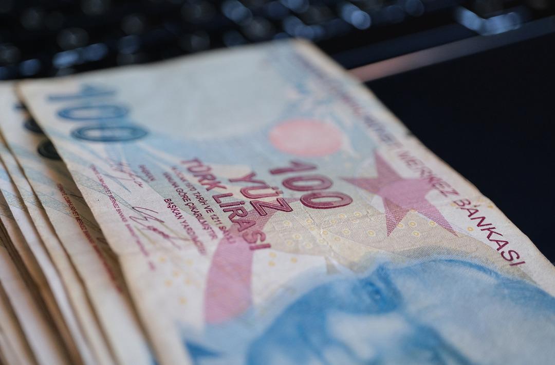 SGK d&uuml;ğmeye bastı: Eşe dosta iyilik yapmak isterken o yola başvurulanlar yandı! Hem faiziyle geri alınacak hem de 5 yıla kadar hapis var!