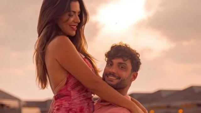 Love Island'ın şampiyonu Ekin Su itiraf etti! Telefonda müstehcen mesajları bulmuş