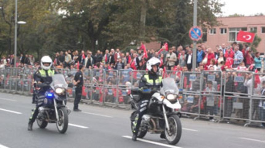 Vatan Caddesi'nde Cumhuriyet coşkusu