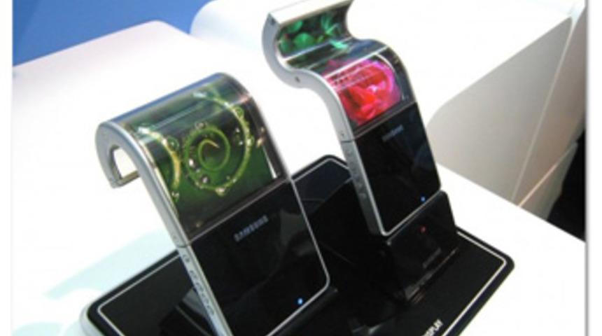 Samsung&rsquo;un Esnek AMOLED Ekranları Gecikecek