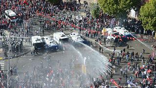 Bakan olayları havadan denetledi