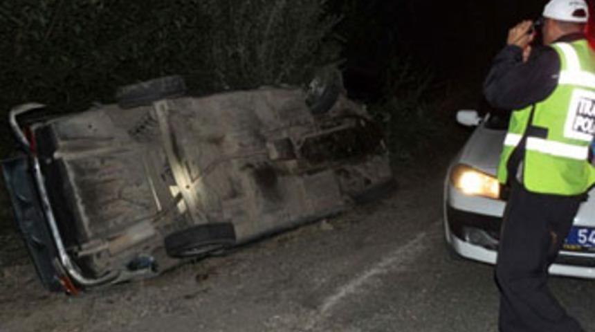 Sürücü polislere çarptı: 1 şehit