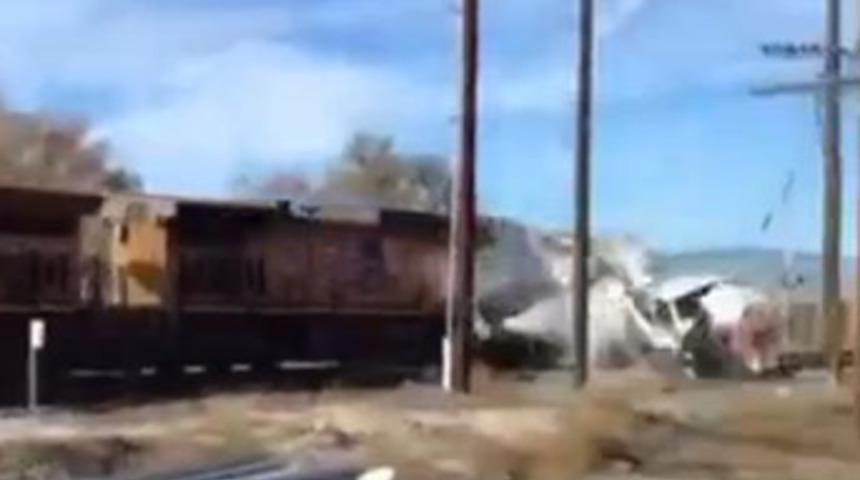 Tren tankeri bi&ccedil;ti