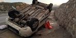 Sivas'ta devrilen hafif ticari araçtaki 1 kişi öldü, 2 kişi yaralandı