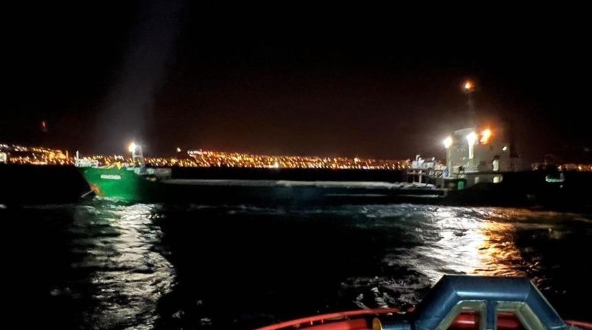 Çanakkale Boğazı’nda genel kargo gemisi makine arızası yaptı